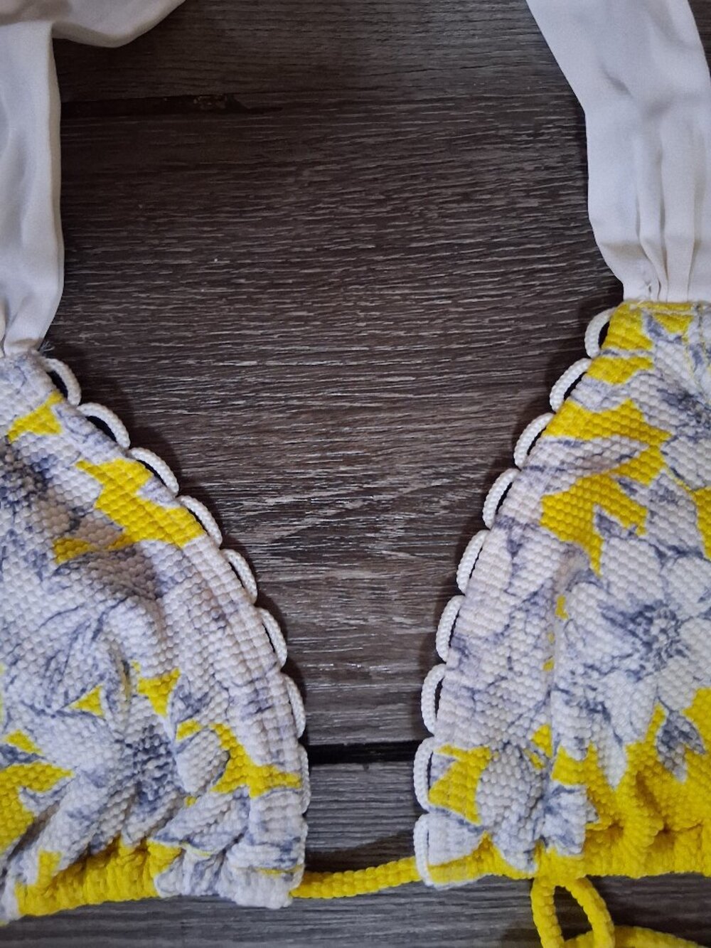 new JUICY COUTURE TEA ROSE YELLOW RIBBON BIKINI SMALL XS - Picture 4 of 9